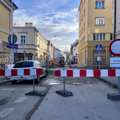 Przebudowa ul. Grunwaldzkiej w Rzeszowie [luty 2024] - fot 21